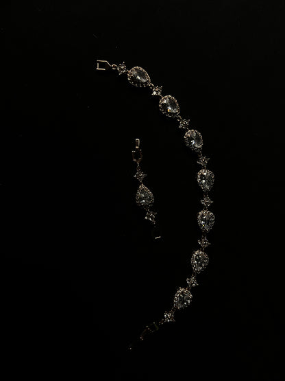 Star Teardrop Bracelet