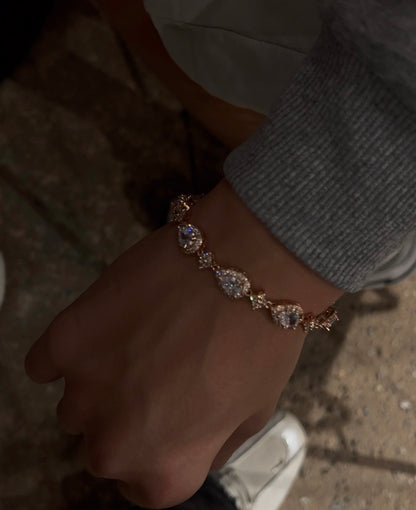 Star Teardrop Bracelet